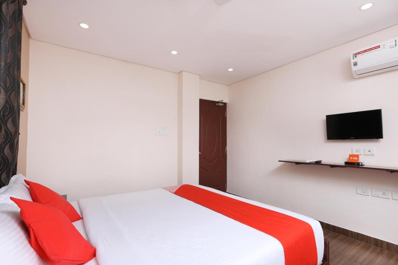 Oyo 1001 Palmtree Corporate Anna Nagar Hotel Chennai Exterior foto